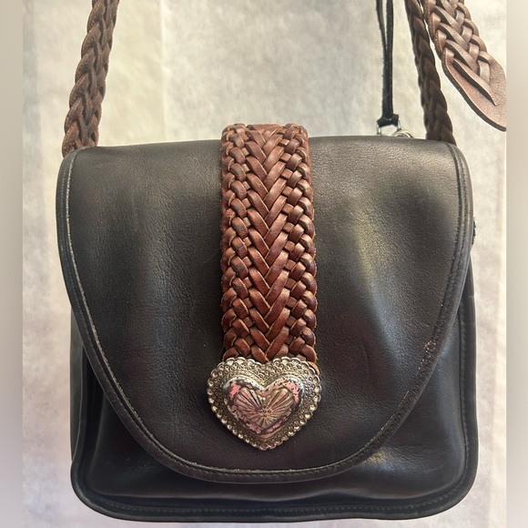 Vintage Brighton Black Smooth Leather Crossbody Purse Bag w/brown woven strap. T - Picture 3 of 15